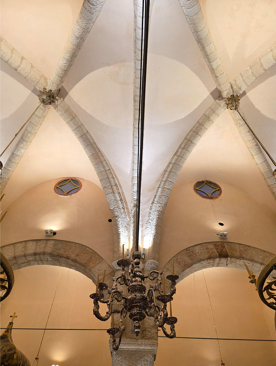 Left image